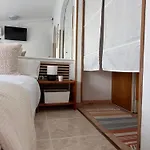 Cozy- 100m From The With Pool & Perfect For2 Apartament Torremolinos