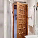 Cozy- 100m From The With Pool & Perfect For2 *