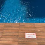 Cozy- 100m From The With Pool & Perfect For2 Apartament
