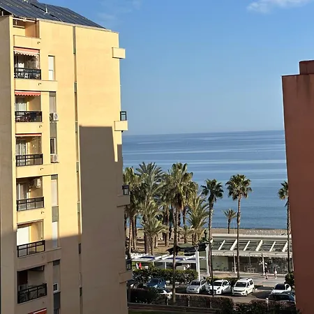 Cozy- 100m From The With Pool & Perfect For2 Apartament